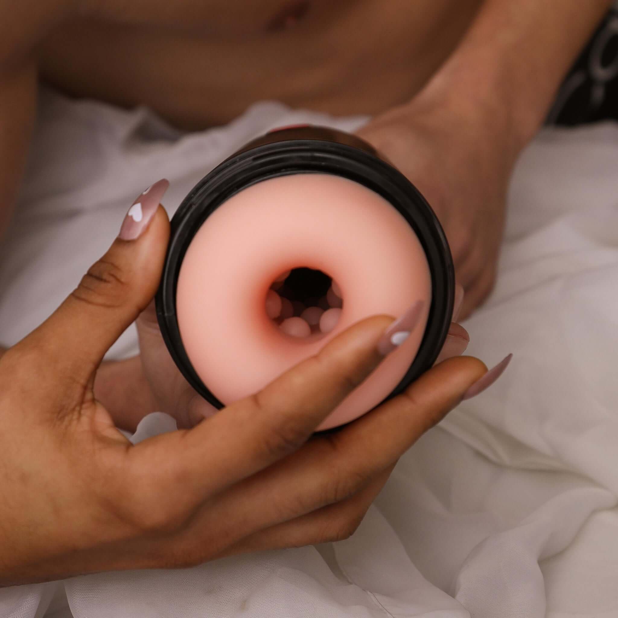 VibraCore Male Masturbator - VELĀRE